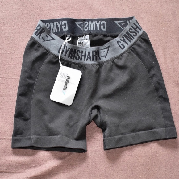 Gymshark Pants - GYMSHARK Flex Shorts